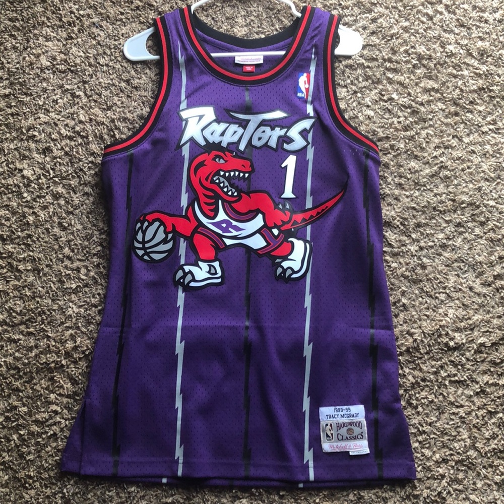 Worn once,don’t like the way it fits